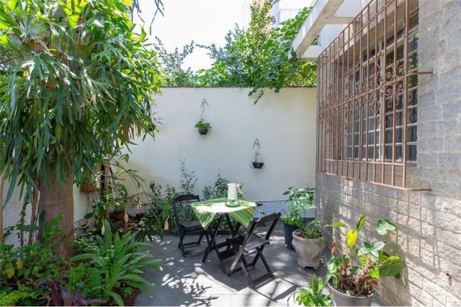 Imagem Casa com 4 Quartos à Venda, em Chácara Santo Antônio (zona Sul) - São Paulo Imagem Casa com 4 Quartos à Venda, em Chácara Santo Antônio (zona Sul) - São Paulo