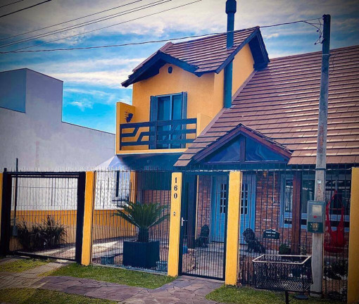 Imagem Casa com 3 Quartos à Venda, 150 m² em Mário Quintana - Porto Alegre