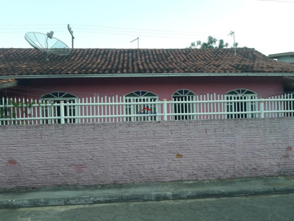 Imagem Casa com 4 Quartos à Venda, 255 m² em São João Do Rio Vermelho - Florianópolis