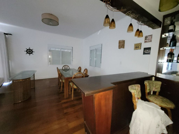 Imagem Apartamento com 3 Quartos à Venda, 209 m² em Pitangueiras - Guarujá