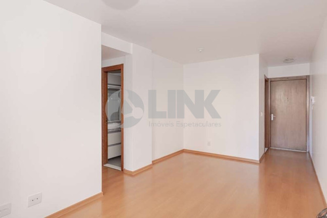 Imagem Apartamento com 3 Quartos à Venda, 70 m² em Cristo Redentor - Porto Alegre Imagem Apartamento com 3 Quartos à Venda, 70 m² em Cristo Redentor - Porto Alegre