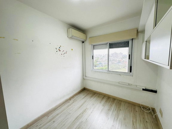 Imagem Apartamento com 3 Quartos à Venda, 67 m² em Vila Ipiranga - Porto Alegre