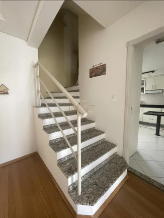 Imagem Sobrado com 3 Quartos à Venda, 202 m² em Jardim Das Américas - Curitiba