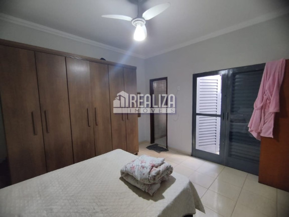 Imagem Casa com 3 Quartos à Venda, 250 m² em Jardim Elza Amuí Ii - Uberaba