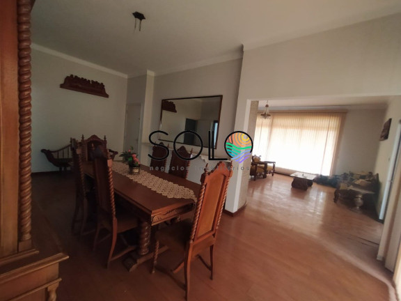 Imagem Casa com 4 Quartos à Venda, 1.329 m² em Centro - Araraquara