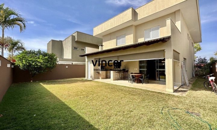 Imagem Casa com 4 Quartos à Venda, 287 m² em Jardins Valência - Goiânia Imagem Casa com 4 Quartos à Venda, 287 m² em Jardins Valência - Goiânia