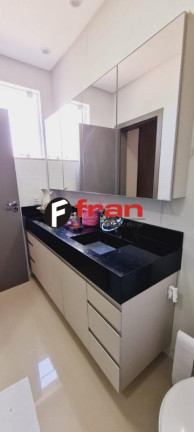 Imagem Casa com 3 Quartos à Venda, 280 m² em Córrego Grande - Florianópolis Imagem Casa com 3 Quartos à Venda, 280 m² em Córrego Grande - Florianópolis