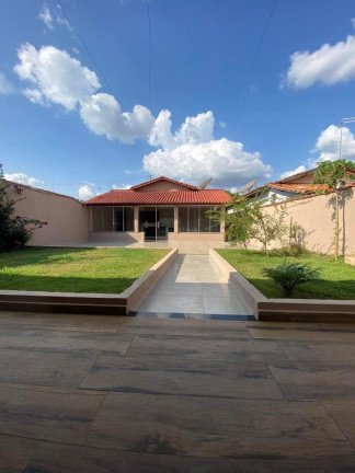 Casa com 3 Quartos à Venda,  em Cristais Paulista - Cristais Paulista