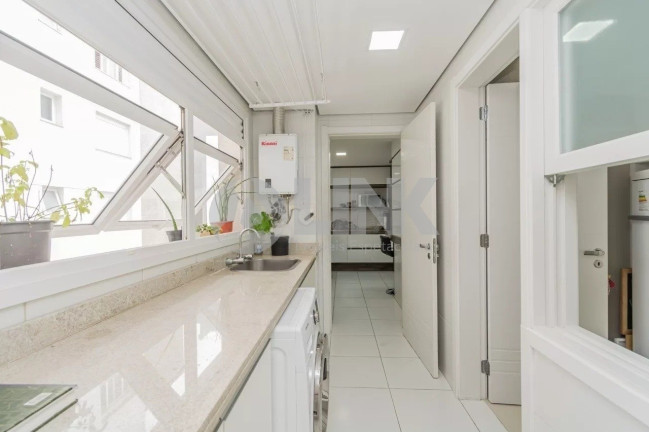 Imagem Apartamento com 3 Quartos à Venda, 158 m² em Menino Deus - Porto Alegre Imagem Apartamento com 3 Quartos à Venda, 158 m² em Menino Deus - Porto Alegre