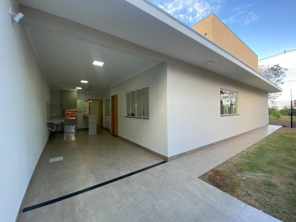 Imagem Casa com 3 Quartos à Venda, 145 m² em Jardim Itália - Maringa