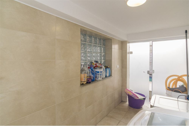 Imagem Casa com 3 Quartos à Venda, em Vila Curuçá - Santo André Imagem Casa com 3 Quartos à Venda, em Vila Curuçá - Santo André