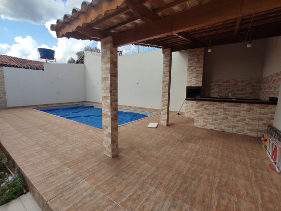 Imagem Casa com 3 Quartos à Venda, 275 m² em Jardim Canedo 1 - Senador Canedo Imagem Casa com 3 Quartos à Venda, 275 m² em Jardim Canedo 1 - Senador Canedo