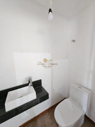 Imagem Casa com 3 Quartos à Venda, 134 m² em Vargem Grande - Teresópolis