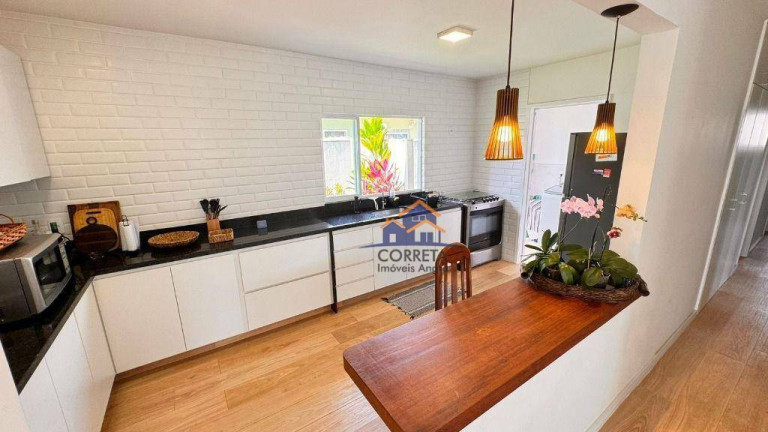 Imagem Casa com 4 Quartos à Venda, 193 m² em Verolme - Angra Dos Reis