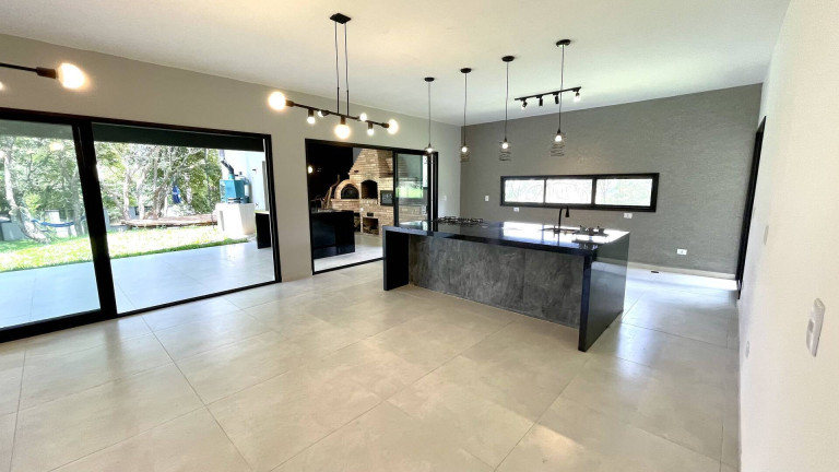 Imagem Casa com 3 Quartos à Venda, 1.000 m² em Estância Santa Maria Do Laranjal - Atibaia Imagem Casa com 3 Quartos à Venda, 1.000 m² em Estância Santa Maria Do Laranjal - Atibaia
