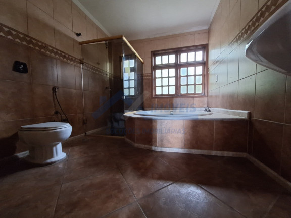 Imagem Sobrado com 3 Quartos à Venda, 482 m² em Jardim Planalto - Porto Alegre