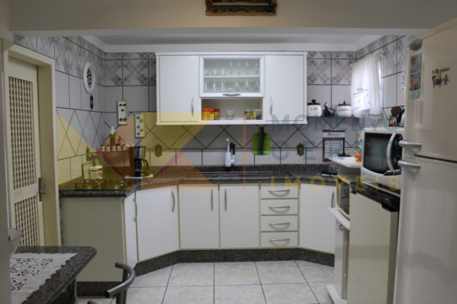 Imagem Casa com 5 Quartos à Venda, 350 m² em água Verde - Blumenau