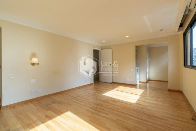 Imagem Apartamento com 3 Quartos à Venda, 209 m² em Itaim Bibi - São Paulo Imagem Apartamento com 3 Quartos à Venda, 209 m² em Itaim Bibi - São Paulo