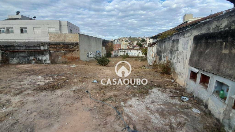 Imagem Terreno à Venda, 582 m² em Santa Efigênia - Belo Horizonte Imagem Terreno à Venda, 582 m² em Santa Efigênia - Belo Horizonte