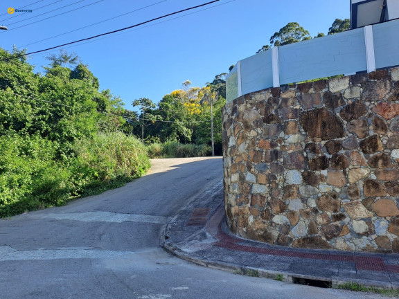 Imagem Casa com 3 Quartos à Venda, 182 m² em Córrego Grande - Florianópolis
