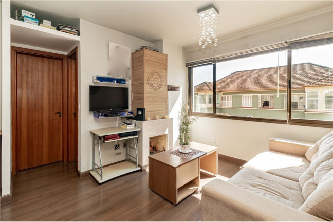 Imagem Imóvel com 1 Quarto à Venda,  em São João - Porto Alegre