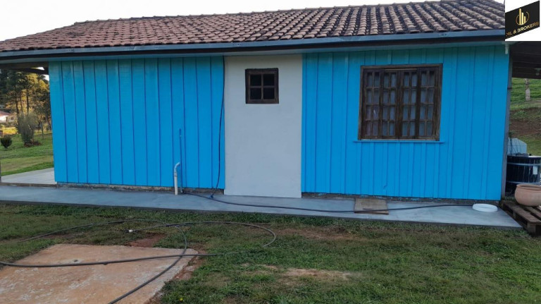 Imagem Imóvel com 2 Quartos à Venda, 19.517 m² em Zona Rural - Campo Magro Imagem Imóvel com 2 Quartos à Venda, 19.517 m² em Zona Rural - Campo Magro