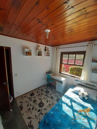 Imagem Casa com 2 Quartos à Venda, 1.000 m² em Recanto Araucária - Campos Do Jordão