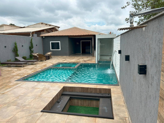 Casa com 4 Quartos à Venda, 600 m² em Serra Azul - Mateus Leme