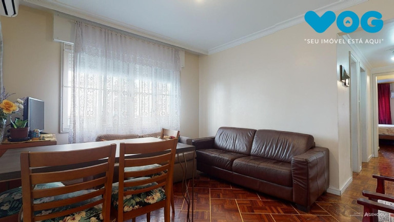 Imagem Imóvel com 2 Quartos à Venda, 62 m² em Menino Deus - Porto Alegre Imagem Imóvel com 2 Quartos à Venda, 62 m² em Menino Deus - Porto Alegre