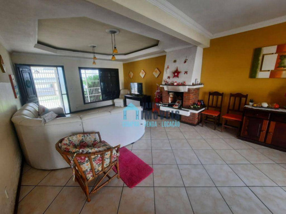 Imagem Sobrado com 4 Quartos à Venda, 300 m² em Centro - Tramandaí Imagem Sobrado com 4 Quartos à Venda, 300 m² em Centro - Tramandaí