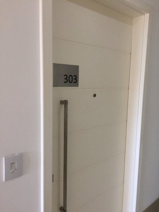 Imagem Sala Comercial à Venda, 46 m² em Três Figueiras - Porto Alegre Imagem Sala Comercial à Venda, 46 m² em Três Figueiras - Porto Alegre