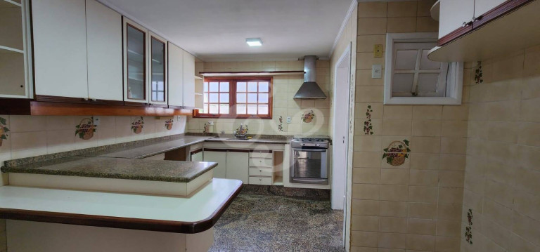 Imagem Casa de Condomínio com 3 Quartos para Alugar, 227 m² em Alphaville - Santana De Parnaíba Imagem Casa de Condomínio com 3 Quartos para Alugar, 227 m² em Alphaville - Santana De Parnaíba