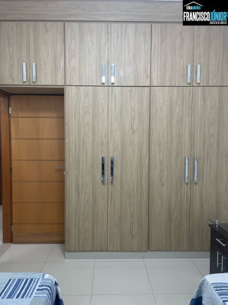 Imagem Casa com 3 Quartos à Venda, 385 m² em Setor Central - Goiânia
