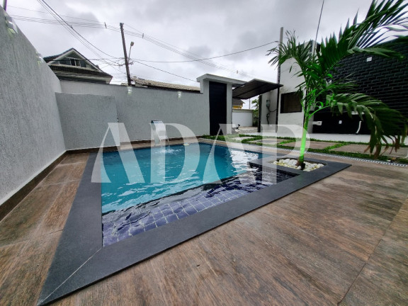 Imagem Casa com 5 Quartos à Venda, 210 m² em Vargem Pequena - Rio De Janeiro Imagem Casa com 5 Quartos à Venda, 210 m² em Vargem Pequena - Rio De Janeiro
