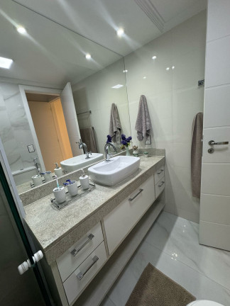 Imagem Imóvel com 3 Quartos à Venda, 115 m² em Icaraí - Niterói Imagem Imóvel com 3 Quartos à Venda, 115 m² em Icaraí - Niterói