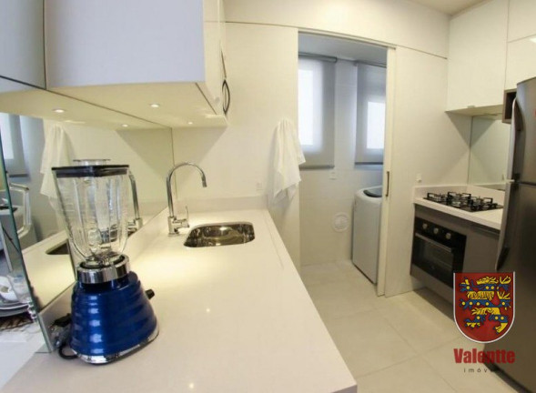 Imagem Apartamento com 2 Quartos à Venda, em Centro - Florianópolis Imagem Apartamento com 2 Quartos à Venda, em Centro - Florianópolis