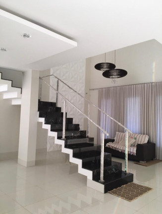 Imagem Casa de Condomínio com 4 Quartos à Venda, 470 m² em Jardins Lisboa - Goiânia Imagem Casa de Condomínio com 4 Quartos à Venda, 470 m² em Jardins Lisboa - Goiânia