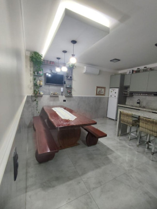 Imagem Casa com 3 Quartos à Venda, 170 m² em Jardim Munique - Maringa