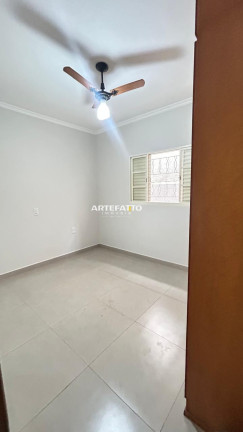 Imagem Casa com 4 Quartos à Venda, 300 m²
