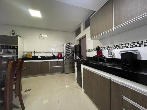 Imagem Casa com 3 Quartos à Venda, 250 m² em Conjunto Califórnia - Belo Horizonte