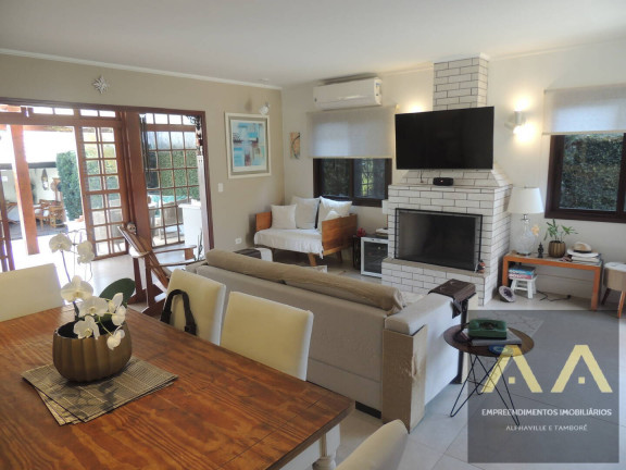 Imagem Casa com 3 Quartos à Venda ou Locação, 259 m² em Alphaville - Santana De Parnaíba Imagem Casa com 3 Quartos à Venda ou Locação, 259 m² em Alphaville - Santana De Parnaíba