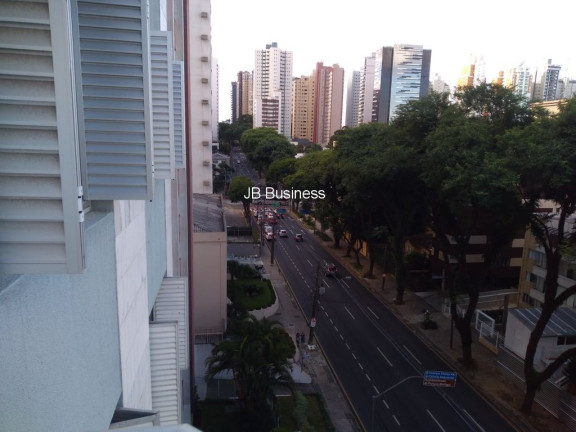 Imagem Imóvel com 2 Quartos à Venda, 140 m² em água Verde - Curitiba Imagem Imóvel com 2 Quartos à Venda, 140 m² em água Verde - Curitiba