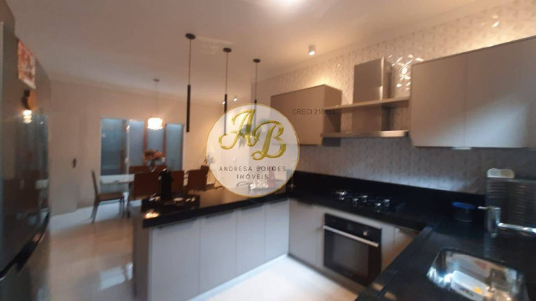 Imagem Casa com 3 Quartos à Venda, 250 m² em Jardim Samello V - Franca