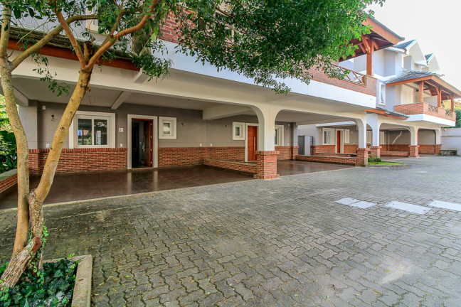 Imagem Casa de Condomínio com 3 Quartos à Venda, 241 m² em Tristeza - Porto Alegre