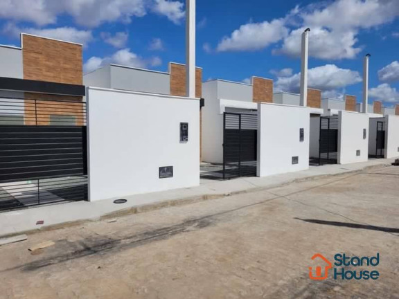 Imagem Casa com 2 Quartos à Venda, 137 m² em Conceição - Feira De Santana Imagem Casa com 2 Quartos à Venda, 137 m² em Conceição - Feira De Santana