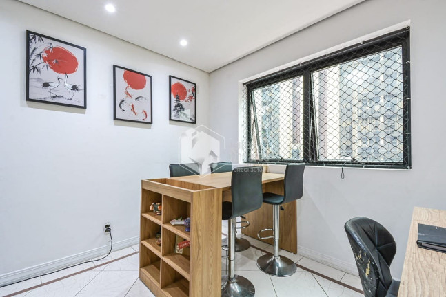 Imagem Imóvel com 2 Quartos à Venda, 65 m² em Moema - São Paulo Imagem Imóvel com 2 Quartos à Venda, 65 m² em Moema - São Paulo