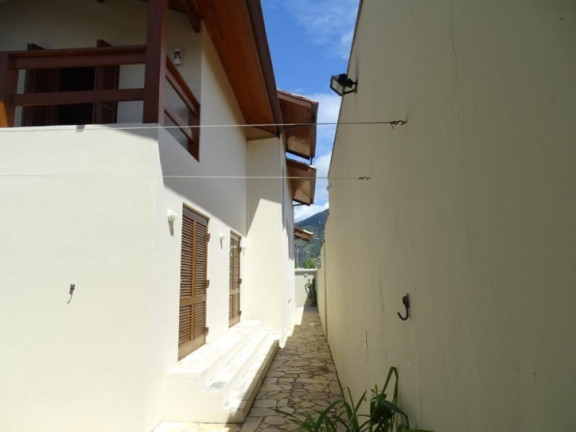 Imagem Sobrado com 3 Quartos à Venda, 275 m² em Indaiá - Caraguatatuba Imagem Sobrado com 3 Quartos à Venda, 275 m² em Indaiá - Caraguatatuba