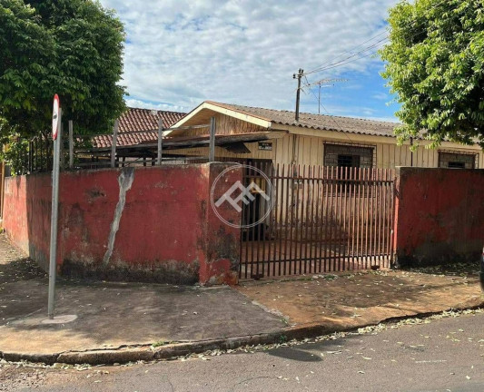 Casa com 3 Quartos à Venda, 140 m² em Centro - Sertanópolis
