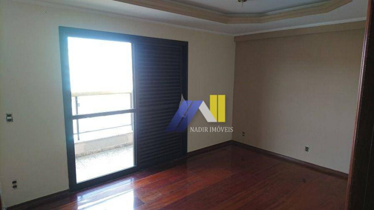 Imagem Apartamento com 3 Quartos à Venda, 131 m² em Centro - Pouso Alegre Imagem Apartamento com 3 Quartos à Venda, 131 m² em Centro - Pouso Alegre