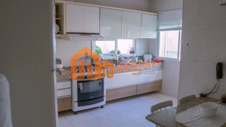 Imagem Casa com 3 Quartos à Venda, 277 m² em Alagadiço Novo - Fortaleza Imagem Casa com 3 Quartos à Venda, 277 m² em Alagadiço Novo - Fortaleza